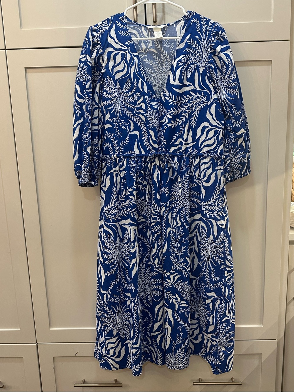 H&M Blue and White Long Sleeve Floral Midi Dress- Small